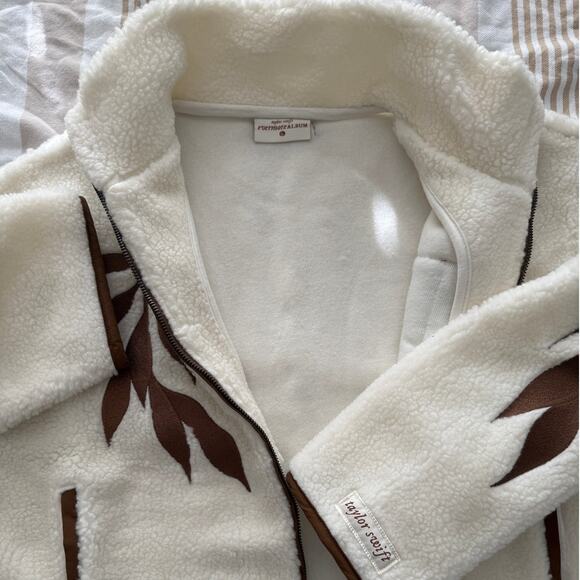 TAYLOR SWIFT NWT | Life is a Willow Zip Up Sherpa Fleece Coat Jacket | size L - Picture 6 of 8